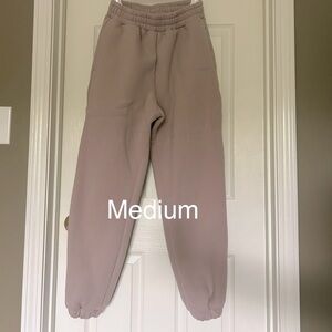 Comfrt sweatpants bark